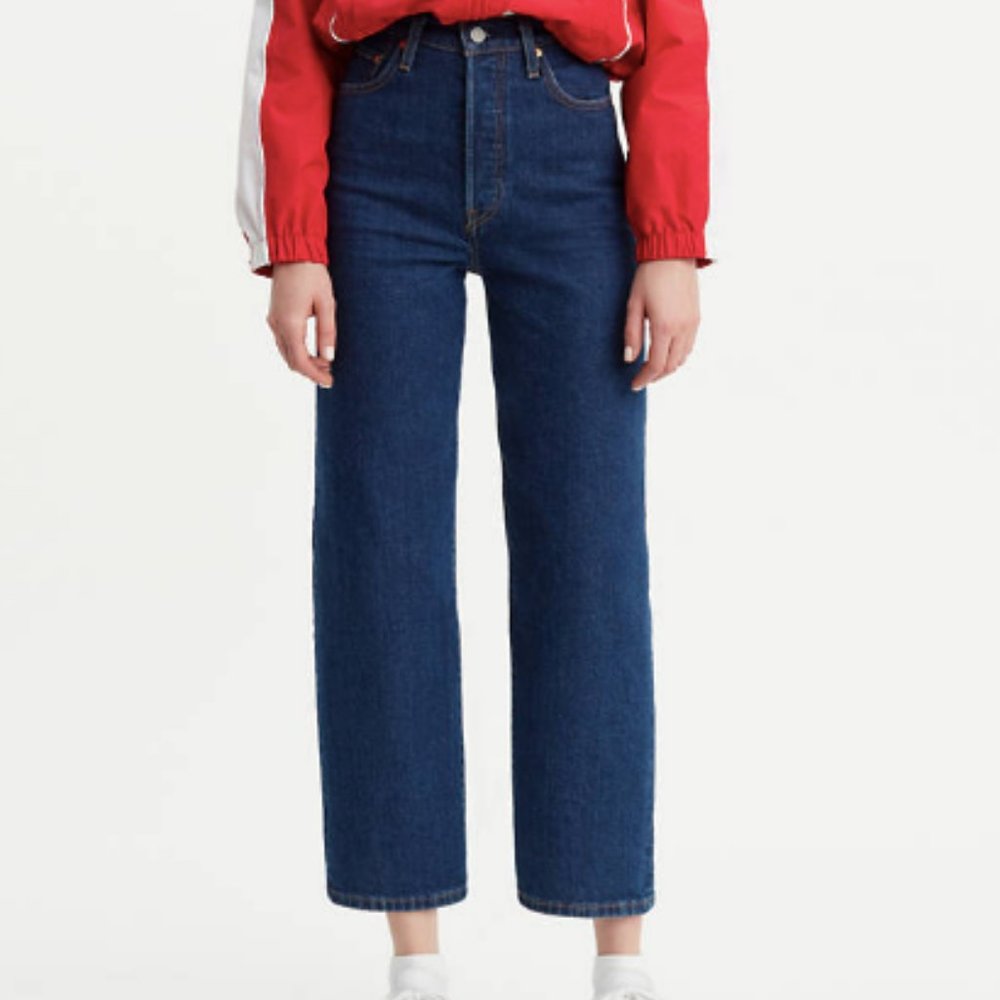 Levi’s Ribcage Straight Ankle Jeans